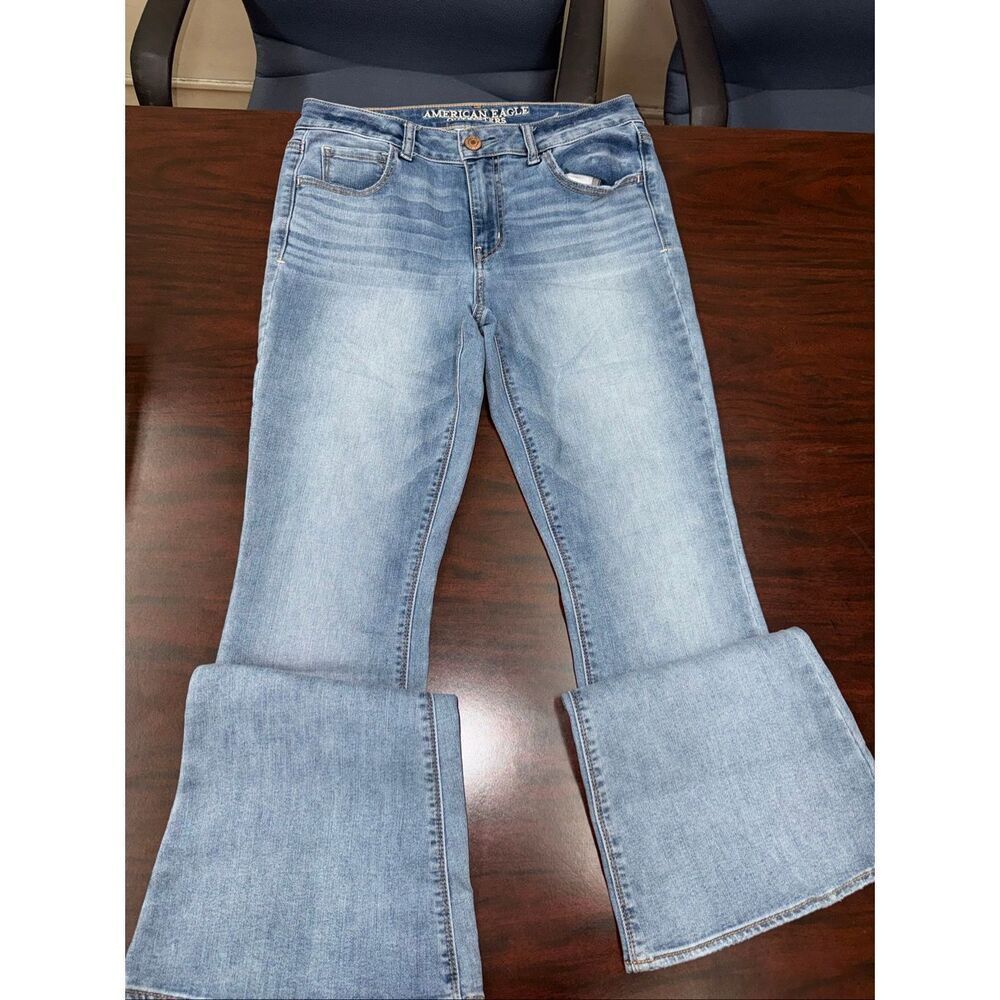 American Eagle Super Stretch Hi-Rise Artist Size 8 Short